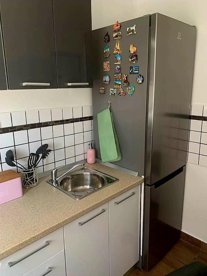 Studio Apartmant Leona With Parking Place Split Exteriör bild